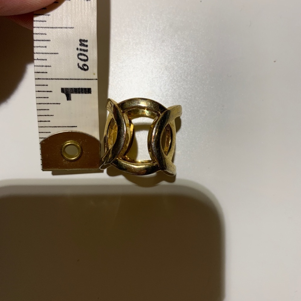 🏆 Gold ring - Picture 4 of 5